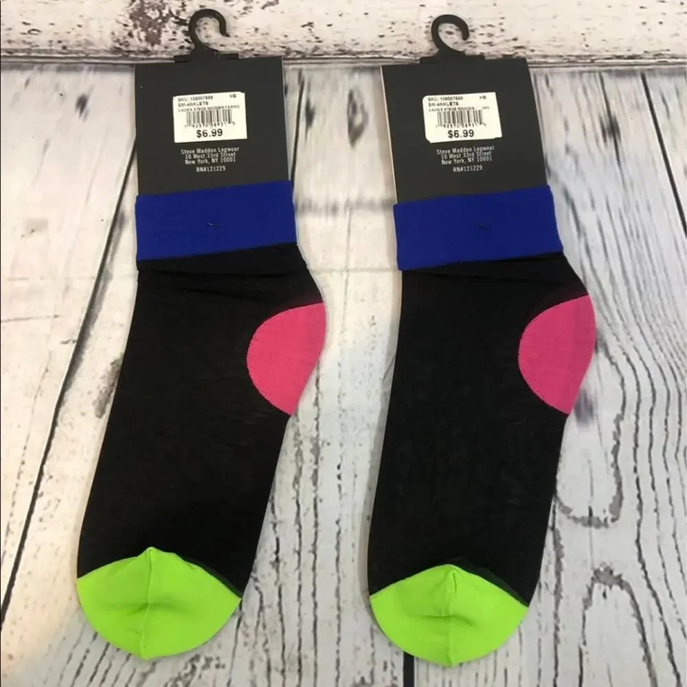 NWT Steve Madden Retro 70's  colorful Disco ankle socks 7 pairs